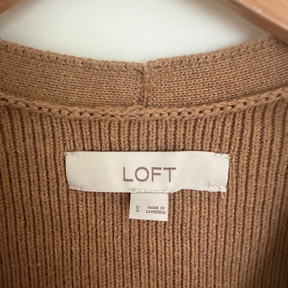 NWOT LOFT Camel Tan Brown Knit Sweater Cardigan Bell Sleeve Button Up - Picture 4 of 5